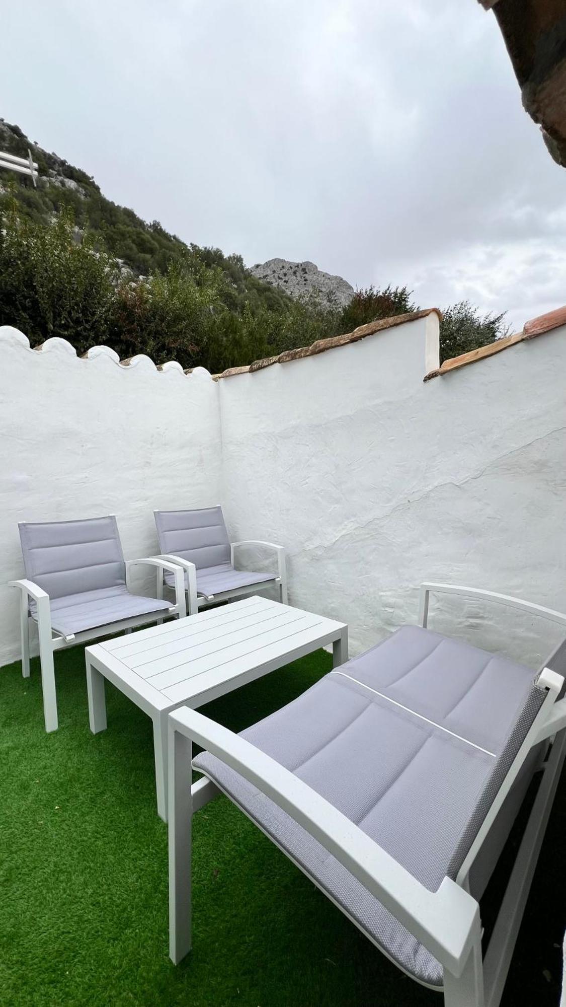 Villa La Cuadra Villaluenga Del Rosario Exterior foto
